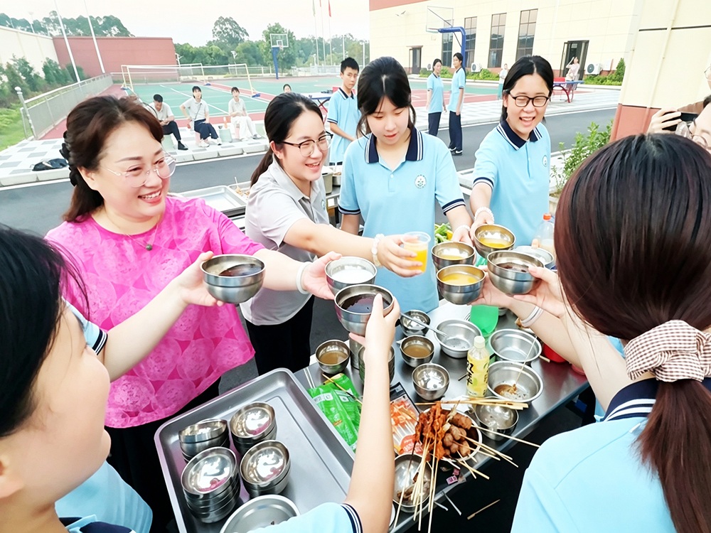 阳江有资质的青少年教育中心怎么联系